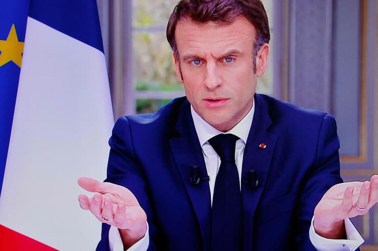 נשיא צרפת עמנואל מקרון ראיון על רפורמה רפורמת ה פנסיה פנסיות