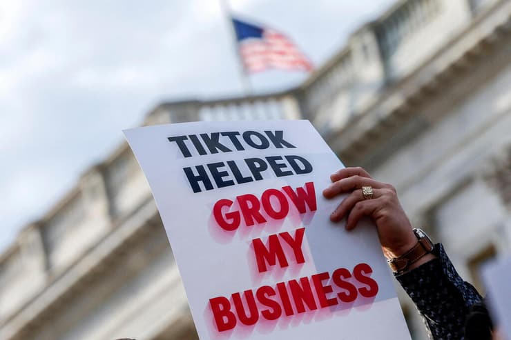 הפגנה בוושינגטון נגד חסימת טיקטוק