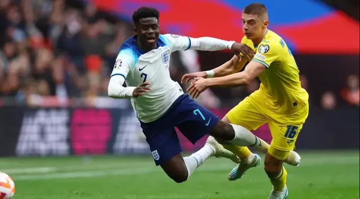 ויטאלי מיקולנקו מכשיל את בוקאיו סאקה