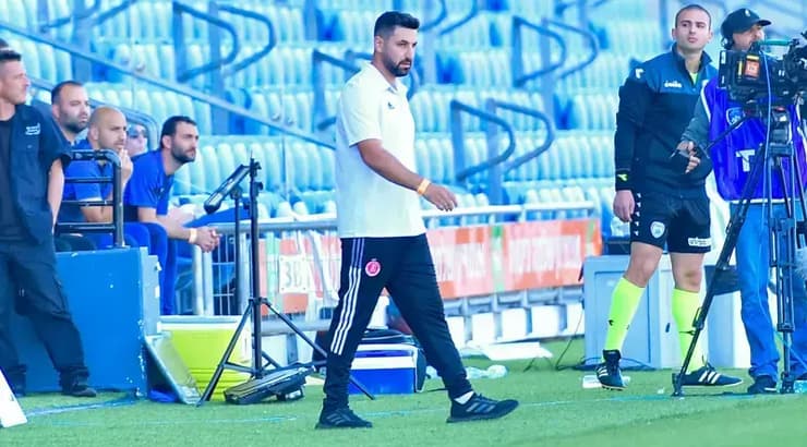 אביב ארנפריד (חגי מיכאלי) אביב ארנפריד