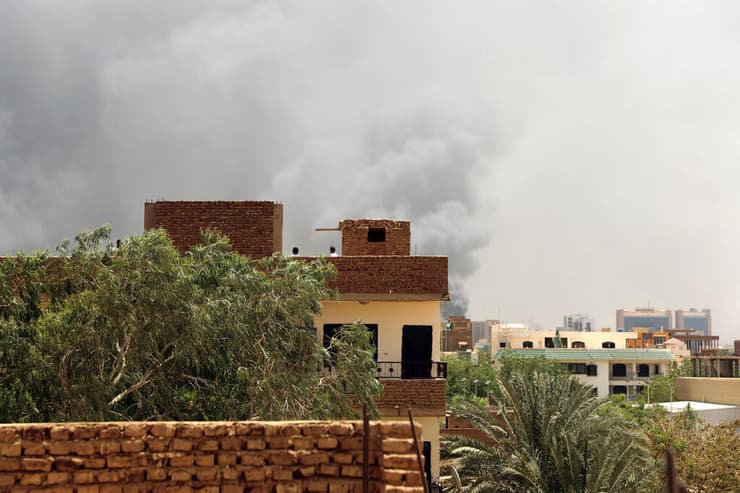 סודן חילופי אש בין ה צבא ל RSF מיליציה