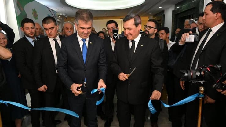 אלי כהן ושר החוץ של טורקמניסטן, חנכו את מבנה הקבע של שגרירות ישראל באשחבד