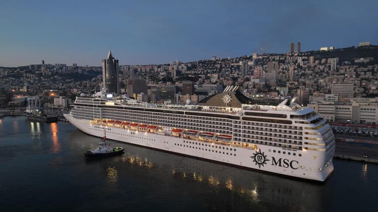 אוניית MSC Musica עוגנת בנמל חיפה