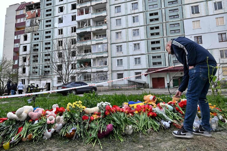 אוקראינה בניין ש נפגע ב מתקפת טילים רוסית ב אומן 23 הרוגים