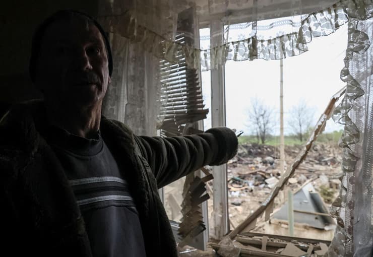 אוקראינה פבלוהרד תושב סרהיי ביתו נפגע מתקפת טילים של רוסיה