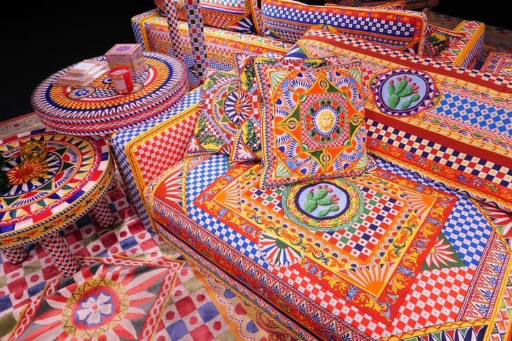 רהיטים לבית בעיצוב Dolce & Gabbana