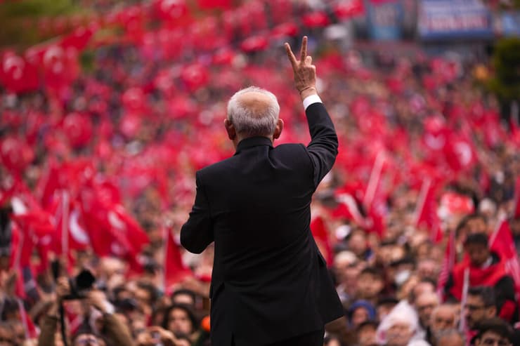 כמאל קיליצ'דראולו מועמד ל נשיאות טורקיה עצרת בחירות ב טקירדג ב סוף אפריל