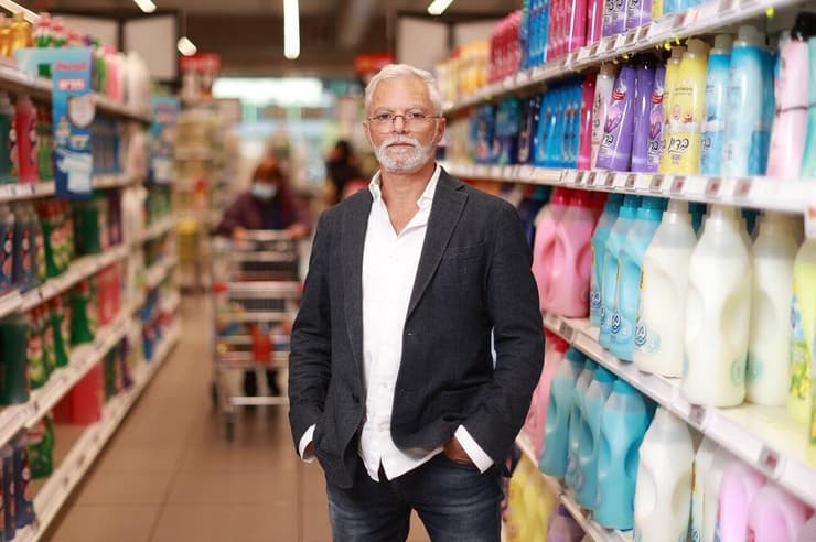 איתן יוחננוף