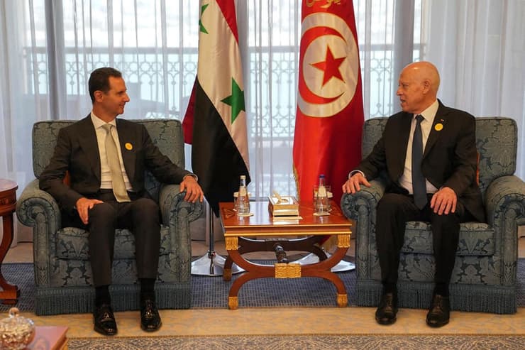 נשיא סוריה בשאר אסד ונשיא תוניס קייס סעיד באירוע של הליגה הערבית