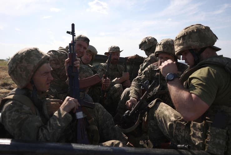 חיילים של אוקראינה במחוז דונייצק