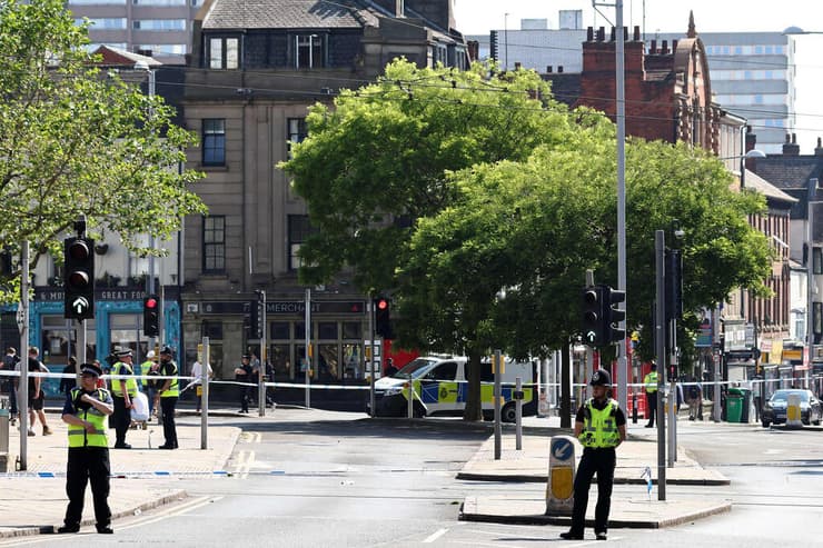 בריטניה אנגליה נוטינגהאם אירוע ביטחוני שלושה הרוגים אירועי דריסה כוחות הביטחון
