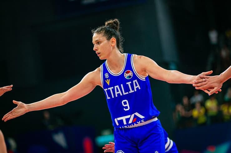 שחקנית נבחרת איטליה ססיליה זנדלסיני