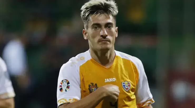 יון ניקולאסקו (רויטרס) יון ניקולאסקו