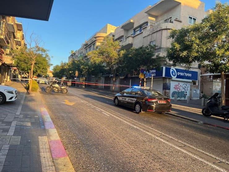 זירת תאונת הדרכים ברחוב הרצל בחיפה בה נפגע הולך רגל מרכב