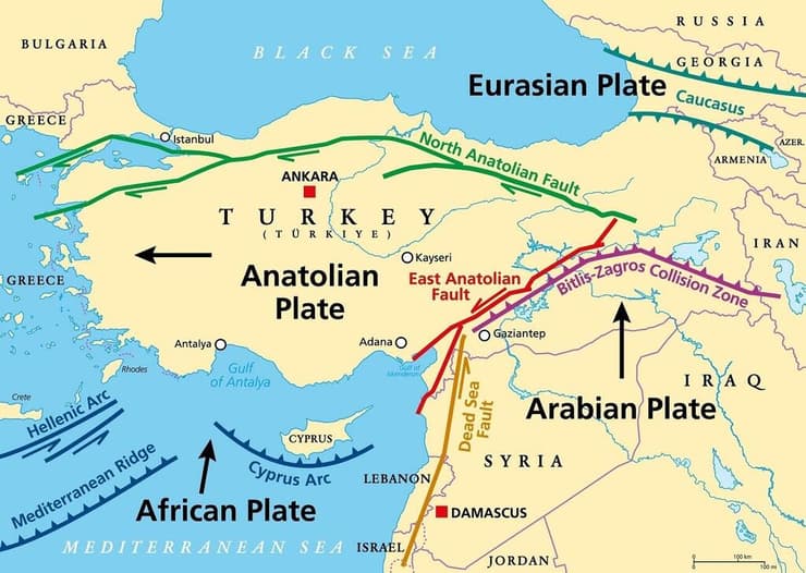 מפה שמציגה את הלוח האנטולי עליו ממוקמת טורקיה