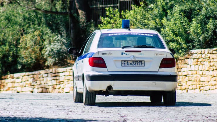 אילוס ניידת משטרה אתונה היוון