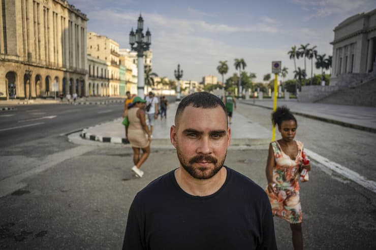 אליאן גונזלס הילד שעמד במרכז פרשת ה חטיפה הגירה בין ארה"ב ל קובה עכשיו חבר פרלמנט