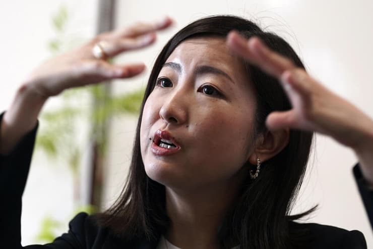 יפן שירות סיוע למתפטר מתפטר התפטרות עורכת הדין אקיקו אזאווה