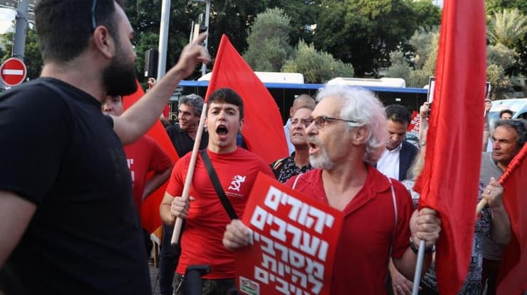 הפגנה נגד מבצע "בית וגן" בתל אביב