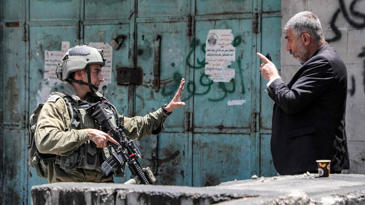 חברון עימותים בין פלסטינים ל כוחות צה"ל