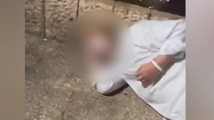 קבוצת צעירים מתעדים את עצמם מתעללים בבחור חרדי בירושלים