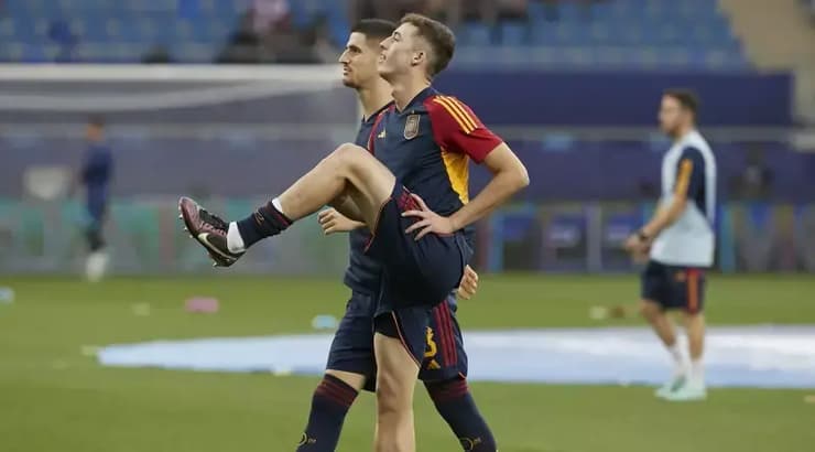 שחקני ספרד הצעירה בהכנות אחרונות