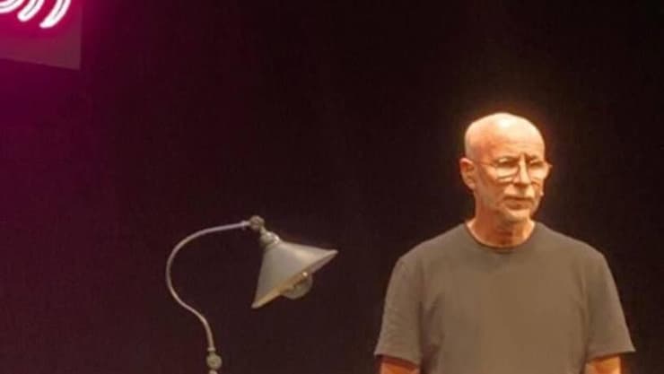 יעקב כהן במופע שלו, "הסטנדאפיסט"