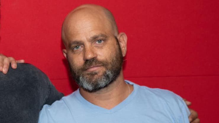 אמיר שורוש ויוצרי "קופה ראשית" נדב פרישמן ויניב זוהר ב"מחוץ לפריים"