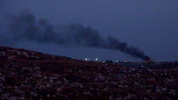 עשן בשעת לילה משטחי הרשות הפלסטינית, מגיע גם לישראל