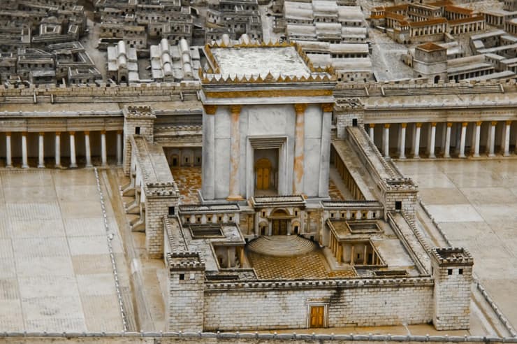 דגם של בית המקדש השני