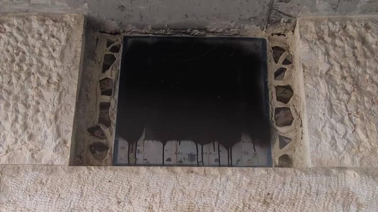 השחתת המצבה בשנה שעברה (באדיבות המשפחה) מצבתה של נינה זנגר ז״ל