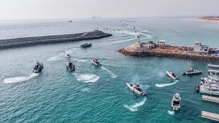  כלי שיט של משמרות המהפכה בתרגיל במפרץ הפרסי, השבוע  