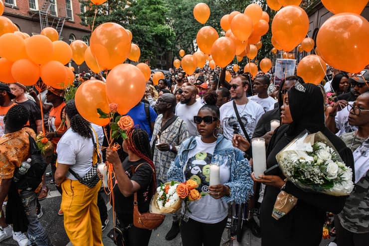 ארה"ב ניו יורק רצח אושיי סיבלי מפגינים אירוע זיכרון 5 ב אוגוסט בעיר ניו יורק