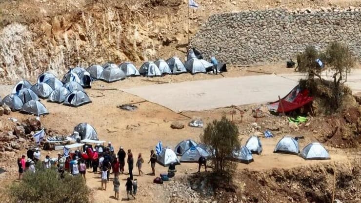 מאהל המחאה בנווה אטי"ב