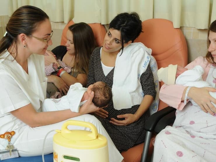 עולא פחראלדין, אחות ויועצת הנקה מוסמכת ברמב"ם 