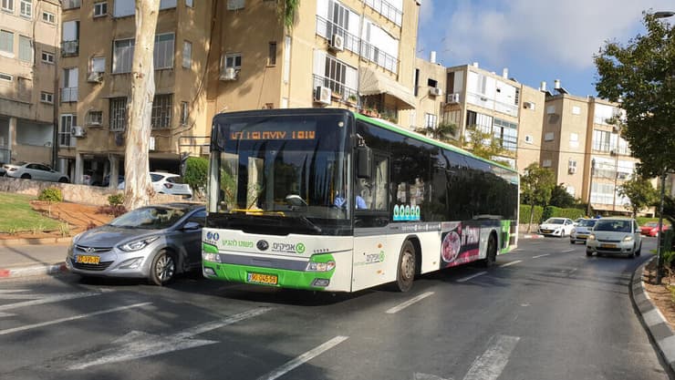 האוטובוסים יסיימו את נסיעתם בין 13:00 ל-14:00 וישובו למחרת החל מ-20:00. אילוסטרציה