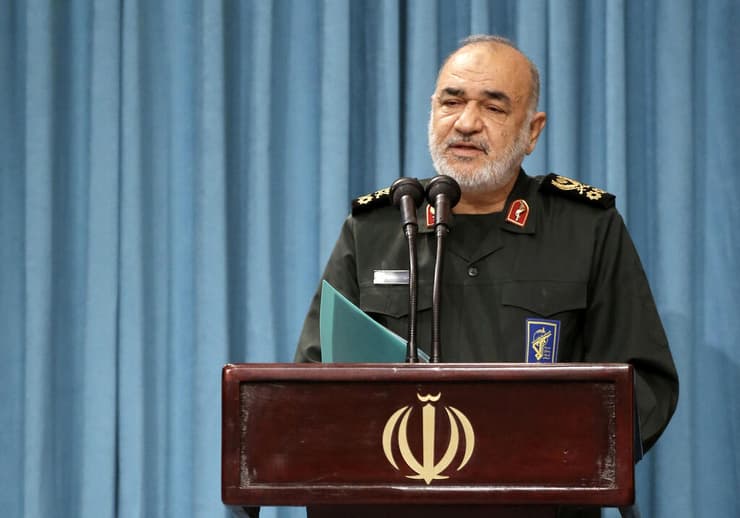 חוסיין סלאמי מפקד משמרות המהפכה ב איראן