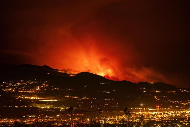 שריפה שריפת יער ב אי טנריף ב ספרד