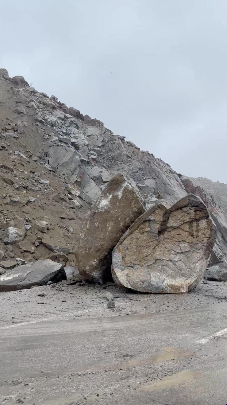 מפולת סלעים ב אוקטיו סופה טרופית הילרי קליפורניה ארה"ב