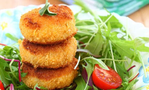 לביבות עדשים כתומות ומתפצפצות 