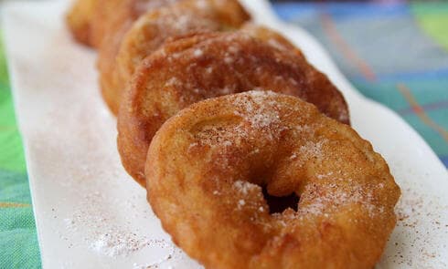 סופגניות תפוחים מהירות 