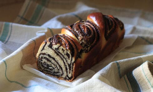 עוגת שמרים פרג 