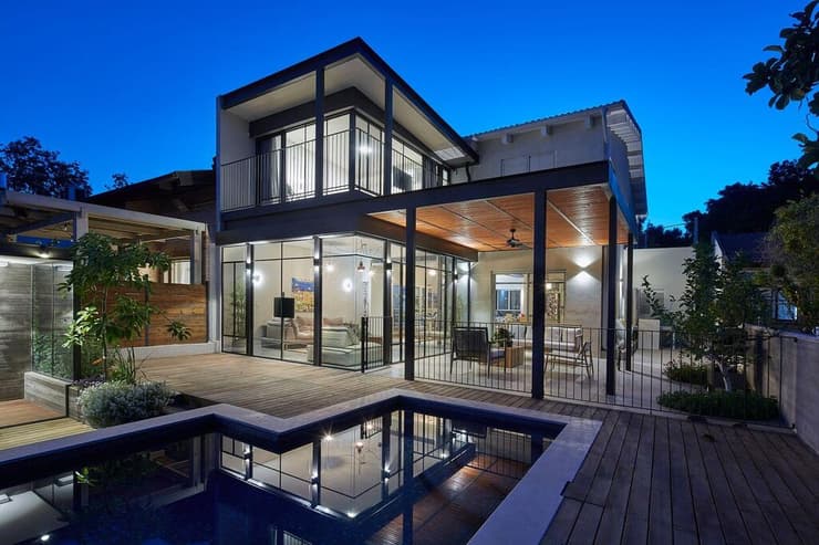 הבית מזכוכית וברזל ברמת השרון, תכנון ועיצוב: אדריכל רוני פרידמן