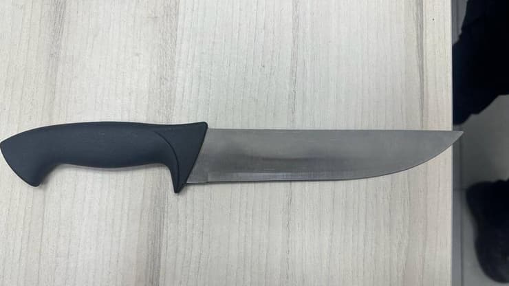 הסכין שנמצאה אצל החשוד