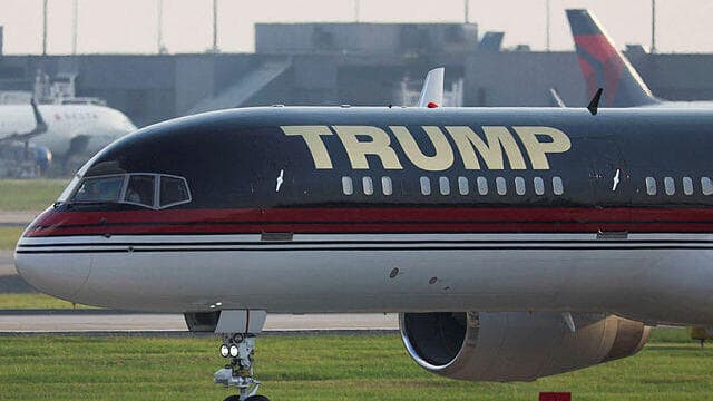 המטוס של טראמפ נוחת באטלנטה