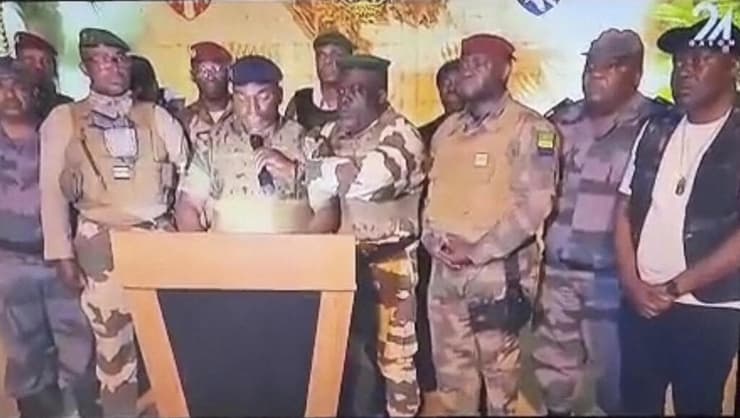 קצינים בצבא גבון הכריזו על הפיכה