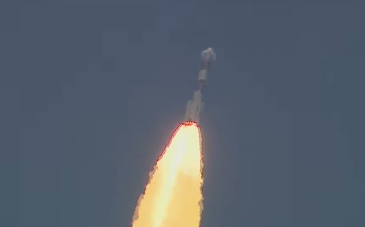החללית כמה שניות אחרי השיגור