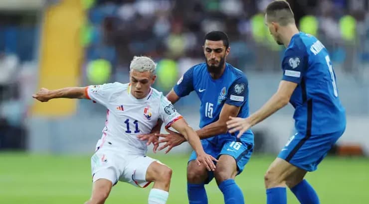 לאנדרו טרוסאר בפעולה