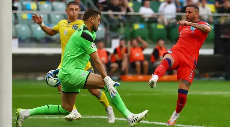 קייל ווקר כובש