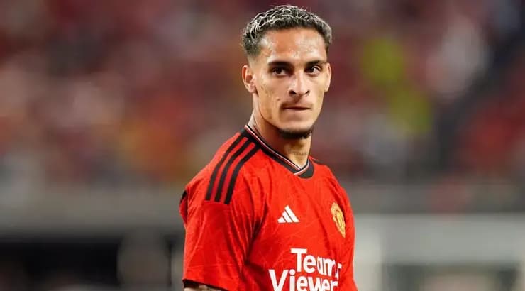 אנתוני (רויטרס) אנתוני